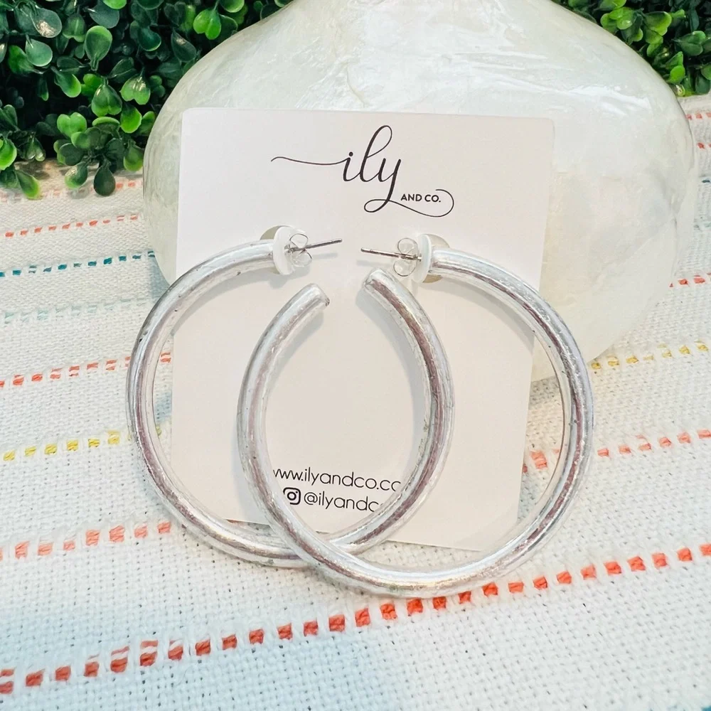 NWT Large Silver Hoop Earrings | Lightweight | Boutique | Worn Look